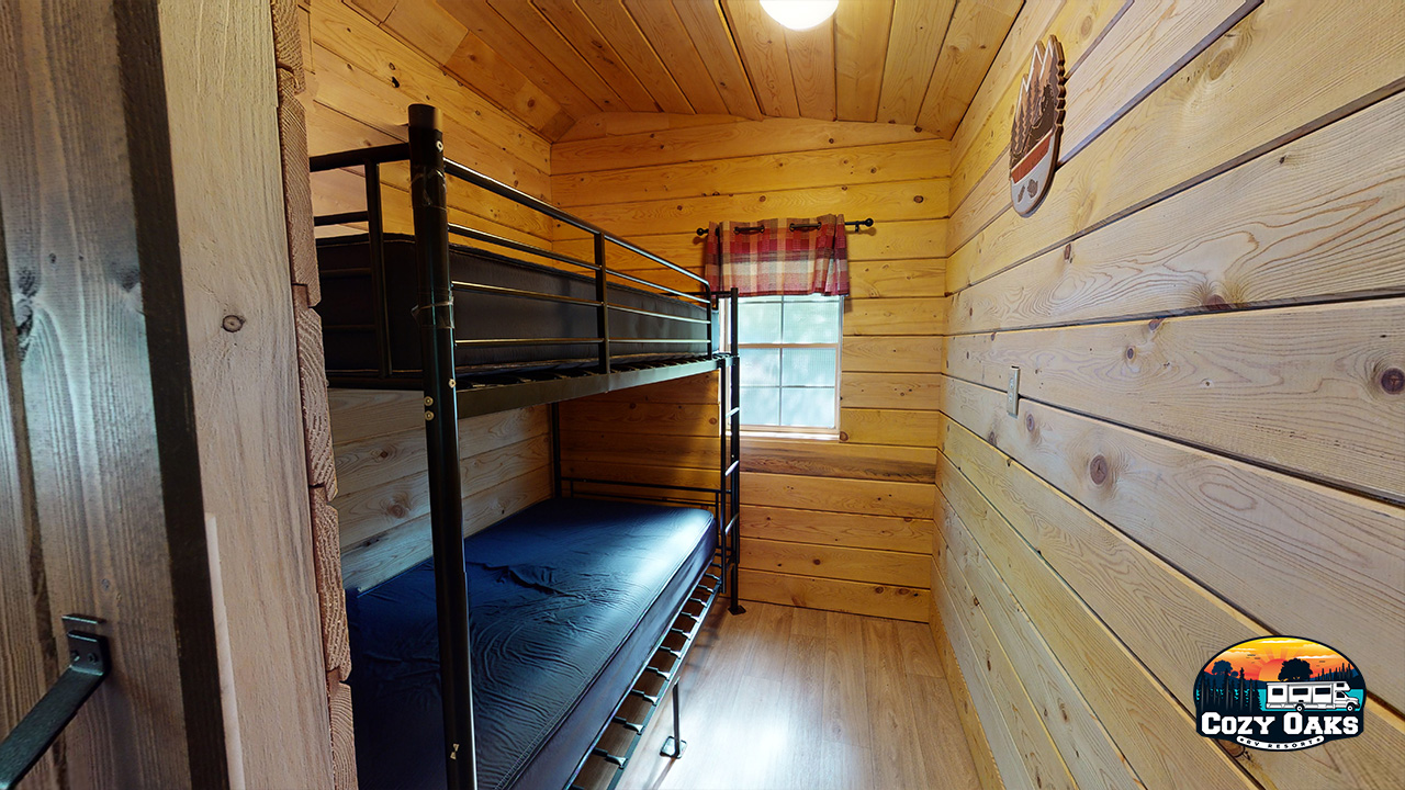 Primitive Plus Cabin 2 (Sleeps 4) Image # 2